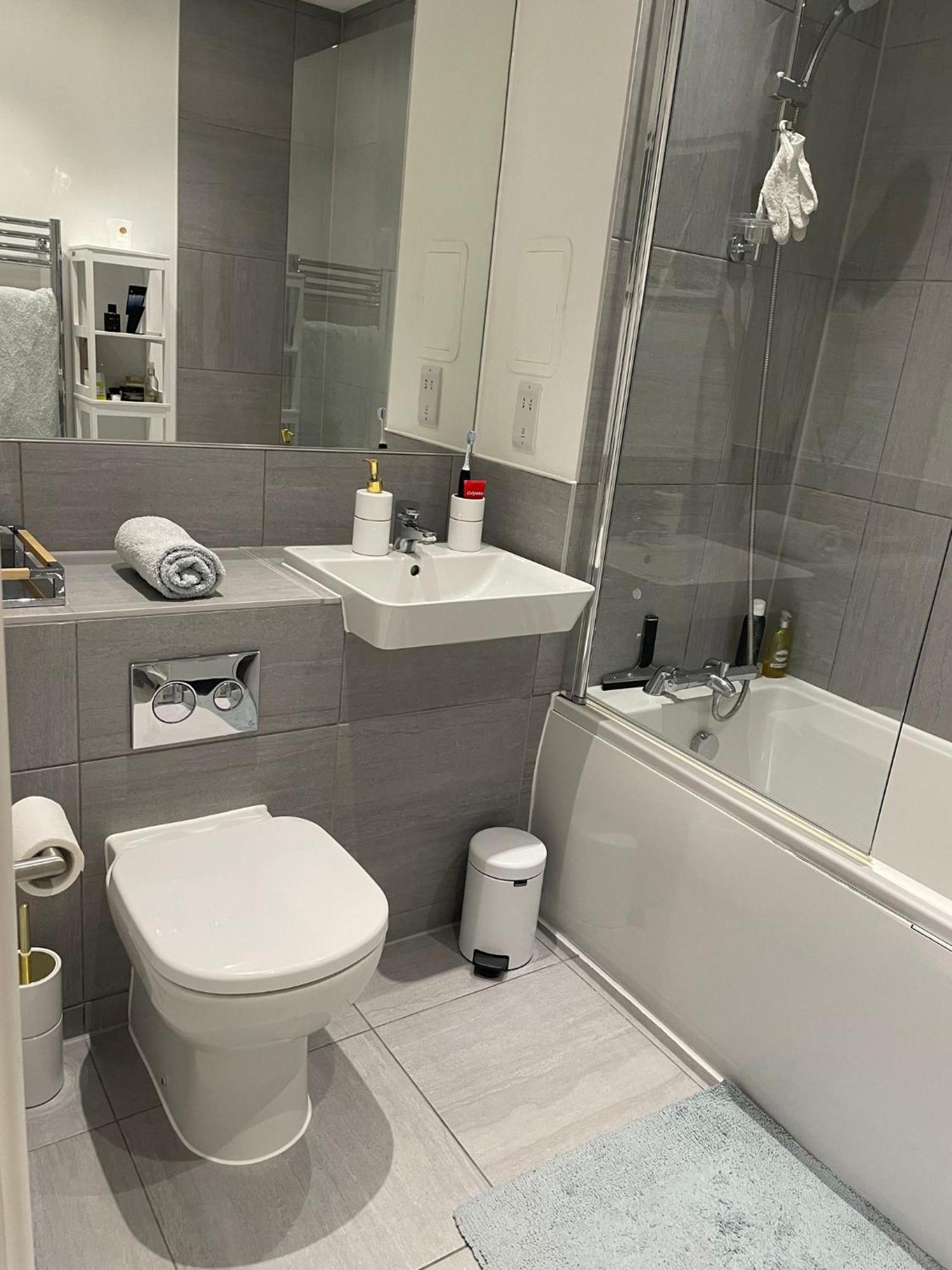 Apartament Malixa Uk Croydon Zewnętrze zdjęcie
